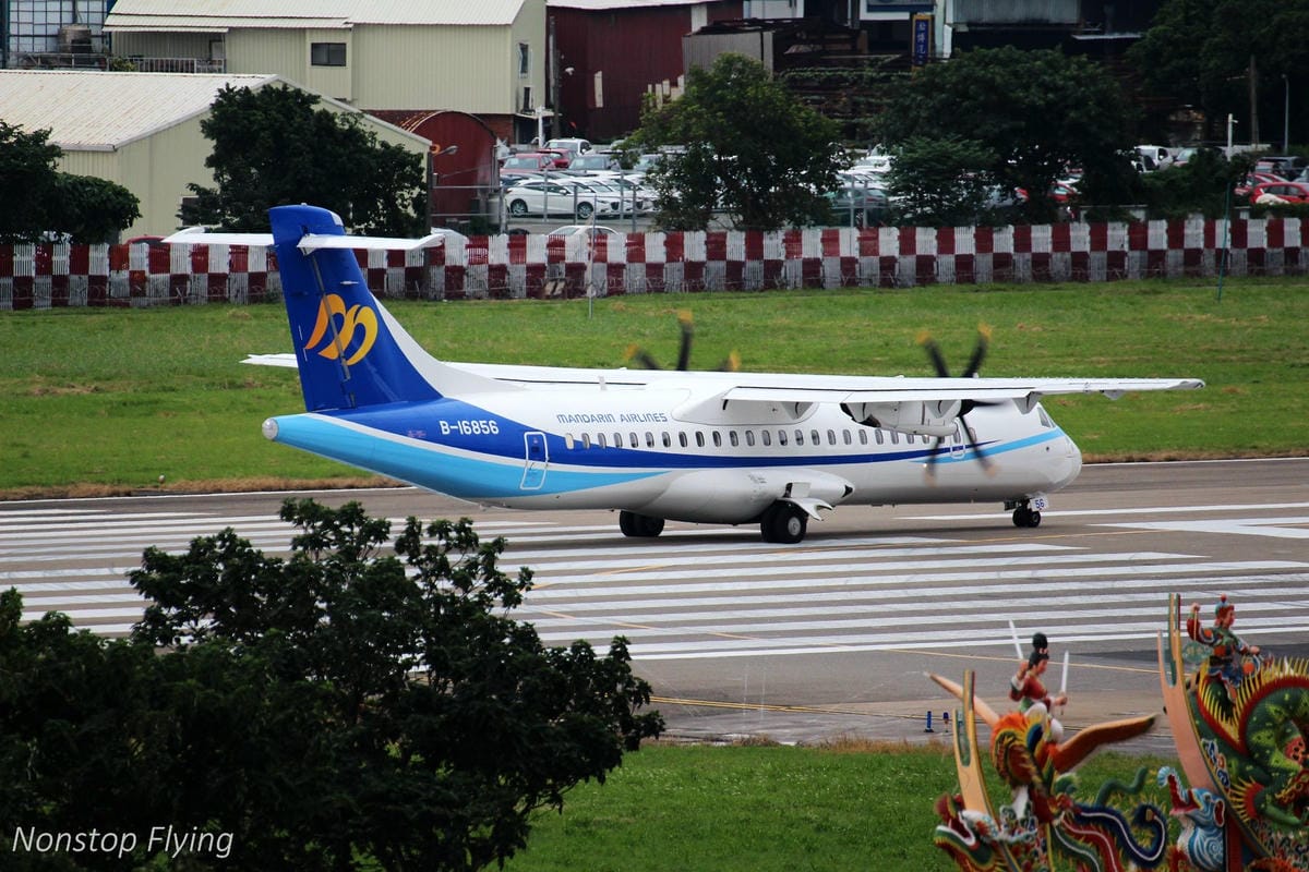 2018.10.14 松山機場拍飛機 -濱江街180巷跑道頭(飛機巷)最後巡禮+長榮787-9首拍 - 第50張圖 2018.10.14 松山機場拍飛機 -濱江街180巷跑道頭(飛機巷)最後巡禮+長榮787-9首拍