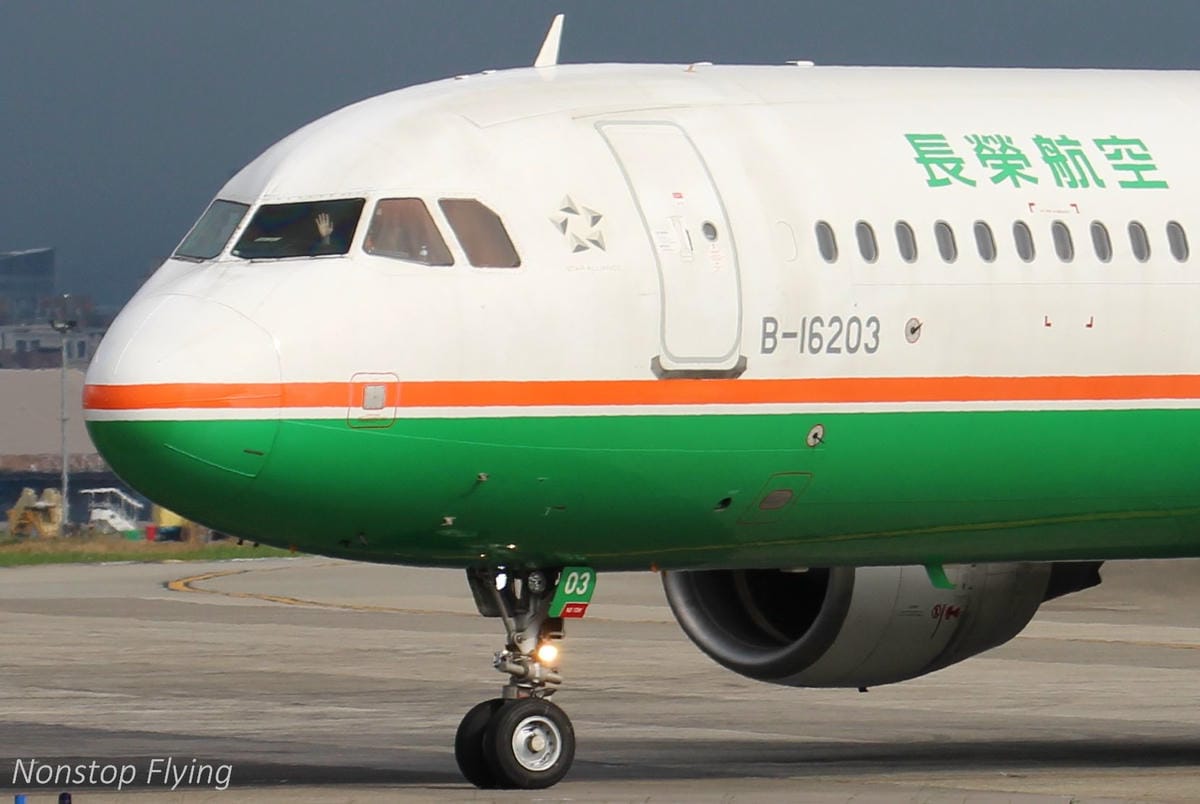 2018.10.14 松山機場拍飛機 -濱江街180巷跑道頭(飛機巷)最後巡禮+長榮787-9首拍 - 第25張圖 2018.10.14 松山機場拍飛機 -濱江街180巷跑道頭(飛機巷)最後巡禮+長榮787-9首拍