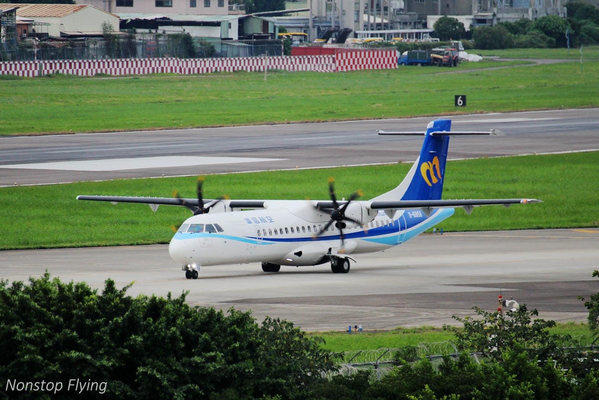 2018.10.14 松山機場拍飛機 -濱江街180巷跑道頭(飛機巷)最後巡禮+長榮787-9首拍 - 第49張圖 2018.10.14 松山機場拍飛機 -濱江街180巷跑道頭(飛機巷)最後巡禮+長榮787-9首拍