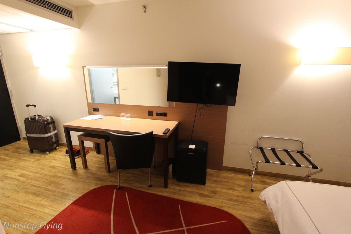 【住宿心得】阿姆斯特丹機場Park Plaza Amsterdam Airport -四星豪華現代機場酒店，近史基浦機場