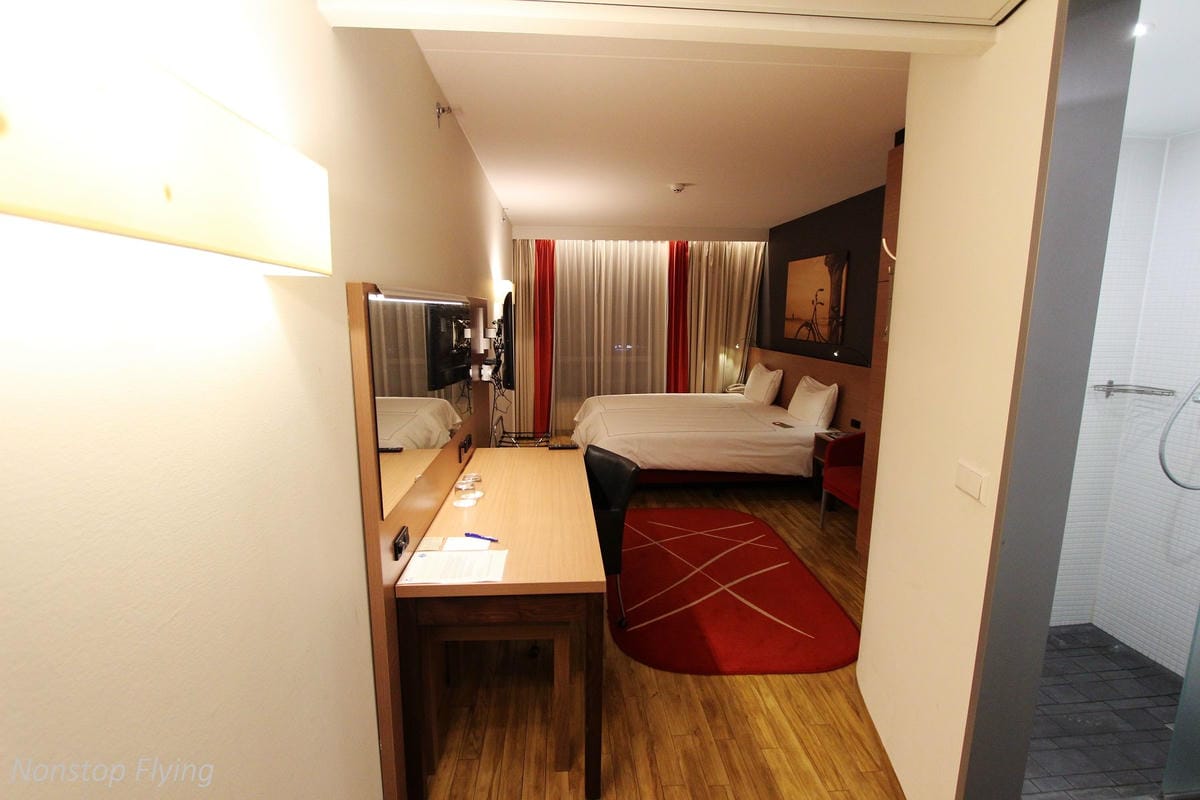 【住宿心得】阿姆斯特丹機場Park Plaza Amsterdam Airport -四星豪華現代機場酒店，近史基浦機場