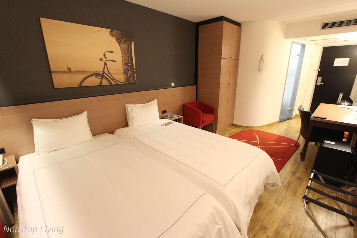 【住宿心得】阿姆斯特丹機場Park Plaza Amsterdam Airport -四星豪華現代機場酒店，近史基浦機場