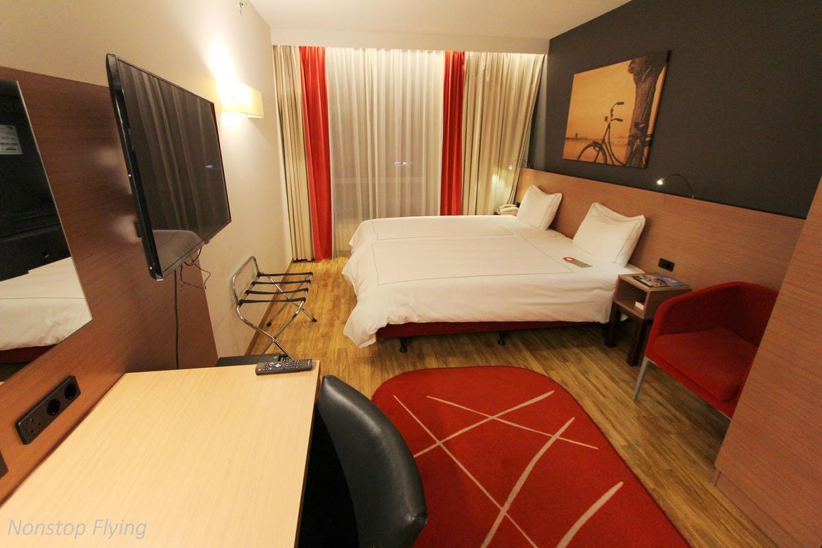 【住宿心得】阿姆斯特丹機場Park Plaza Amsterdam Airport -四星豪華現代機場酒店，近史基浦機場
