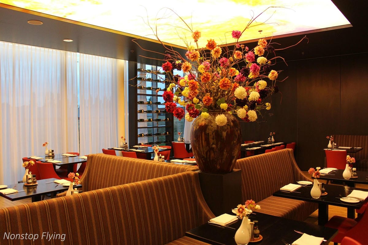 【住宿心得】阿姆斯特丹機場Park Plaza Amsterdam Airport -四星豪華現代機場酒店，近史基浦機場