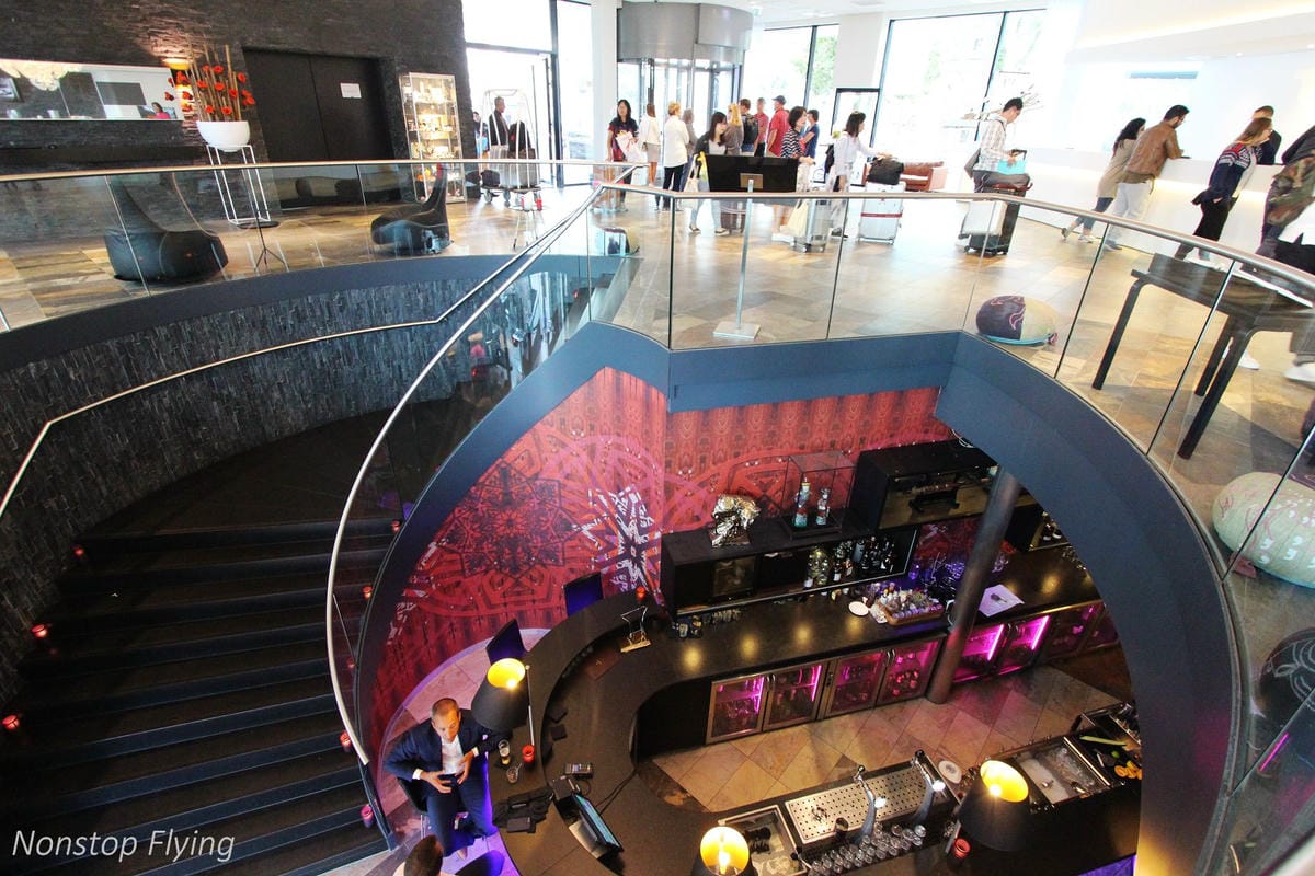 【住宿心得】荷蘭鹿特丹Mainport Hotel Rotterdam -市區五星級設計酒店，緊鄰河岸、地鐵/電車站，新穎舒適質感佳!