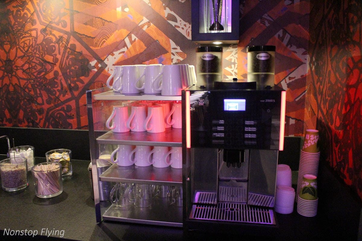 【住宿心得】荷蘭鹿特丹Mainport Hotel Rotterdam -市區五星級設計酒店，緊鄰河岸、地鐵/電車站，新穎舒適質感佳!