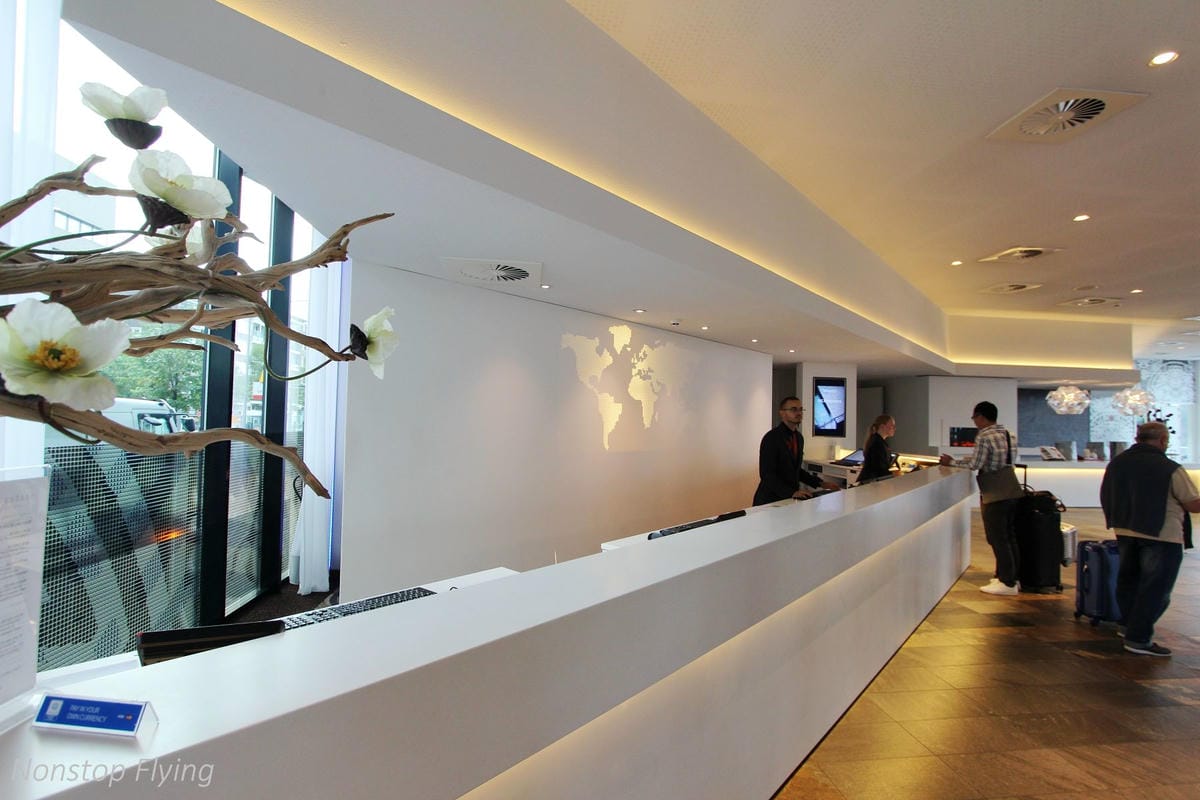 【住宿心得】荷蘭鹿特丹Mainport Hotel Rotterdam -市區五星級設計酒店，緊鄰河岸、地鐵/電車站，新穎舒適質感佳!