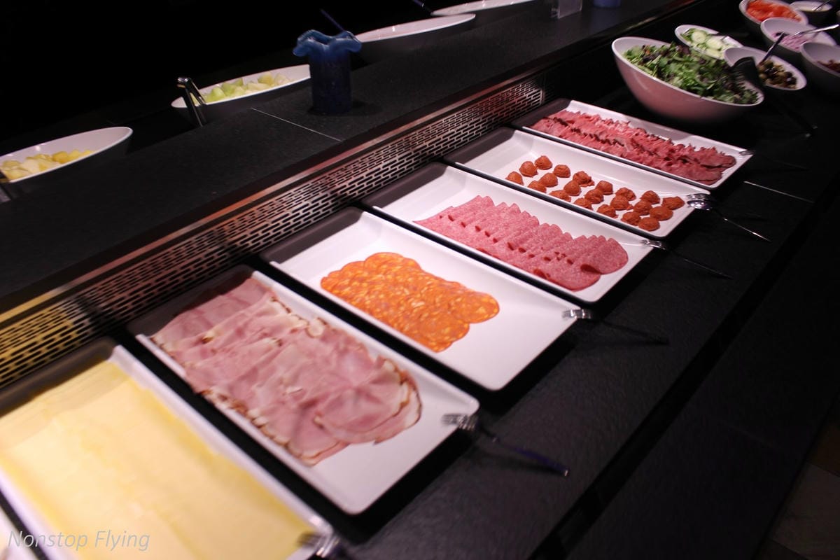 【住宿心得】荷蘭鹿特丹Mainport Hotel Rotterdam -市區五星級設計酒店，緊鄰河岸、地鐵/電車站，新穎舒適質感佳!