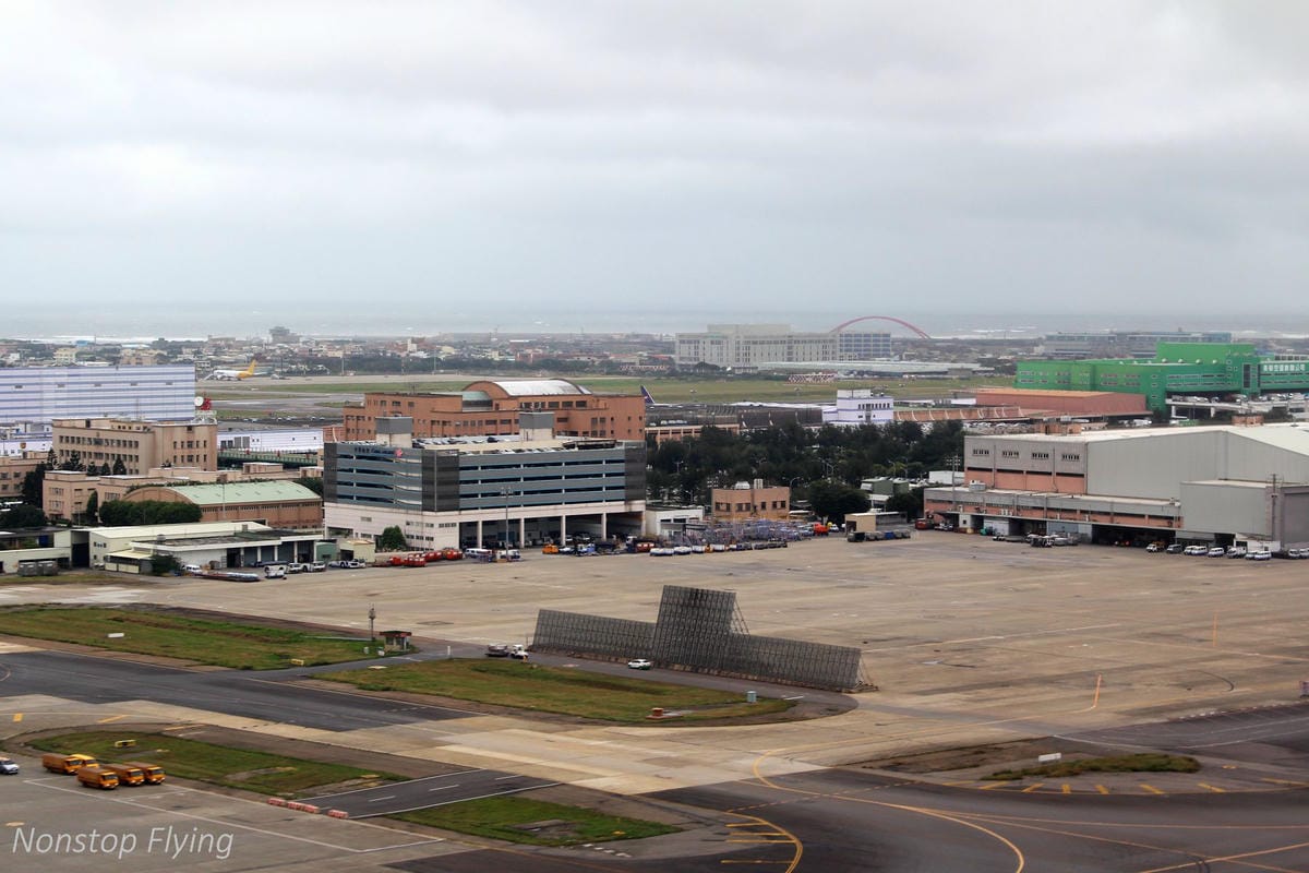 2018.12.07 國泰航空 CX450 台北-東京 777-300飛行記錄  – 新版一排10座777