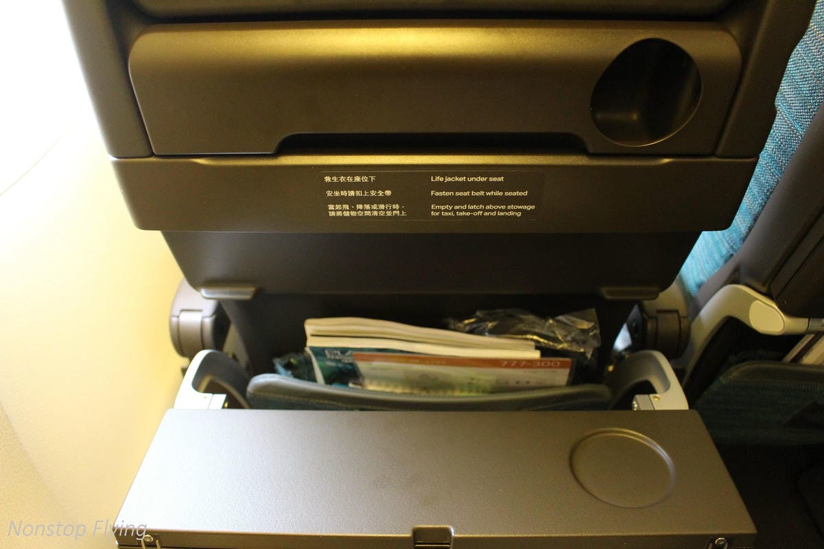 2018.12.07 國泰航空 CX450 台北-東京 777-300飛行記錄 – 新版一排10座777 - 第25張圖 2018.12.07 國泰航空 CX450 台北-東京 777-300飛行記錄 – 新版一排10座777