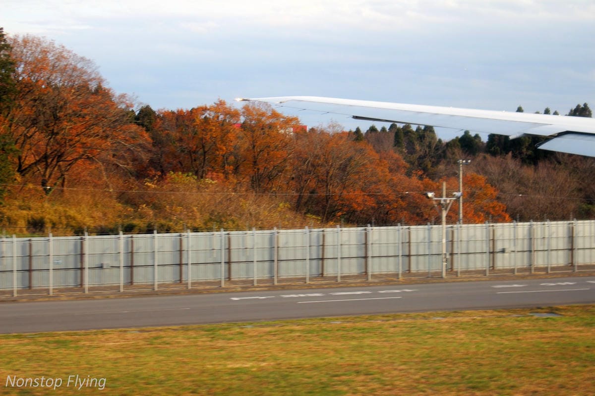 2018.12.10 國泰航空 CX451 東京-台北 波音777-300飛行記錄