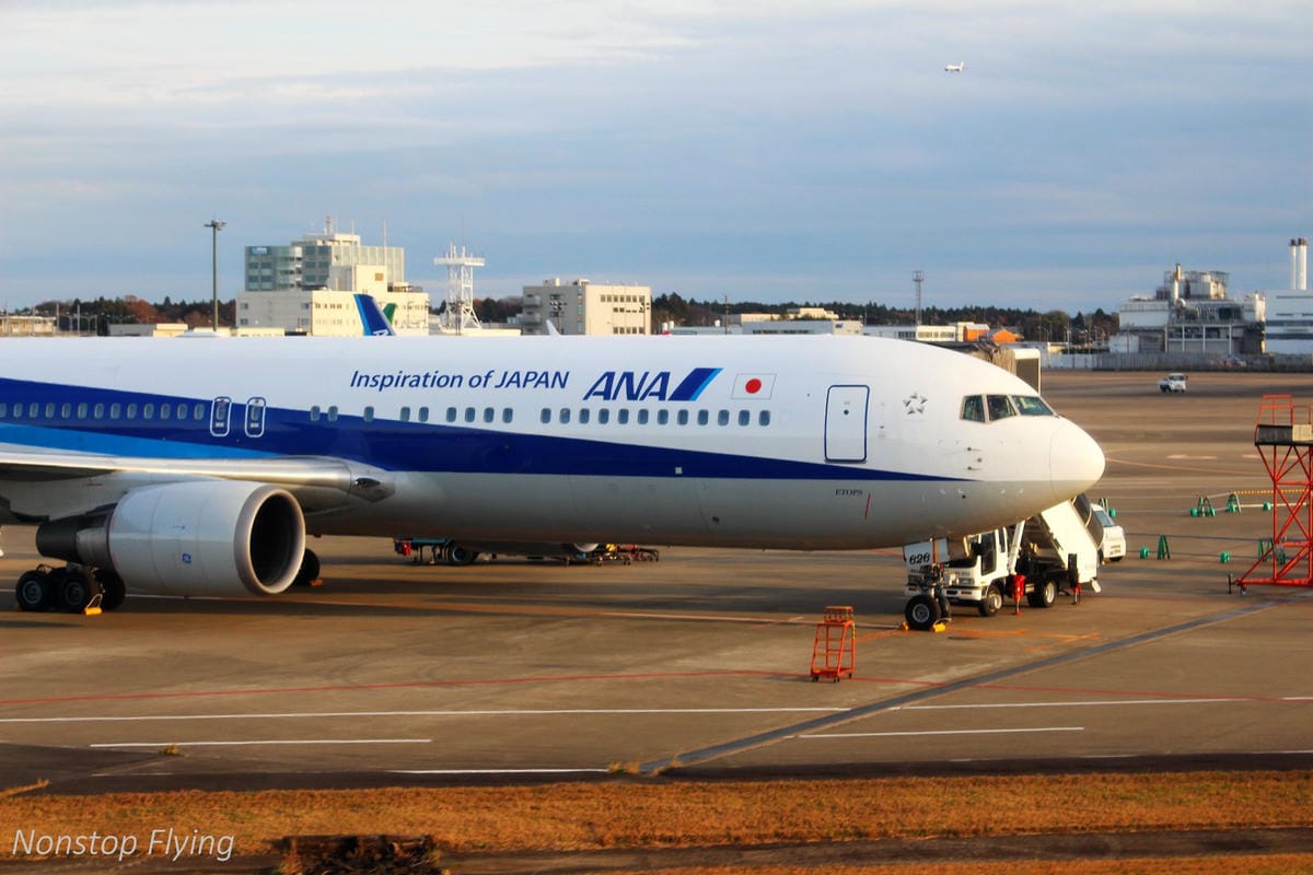2018.12.10 國泰航空 CX451 東京-台北 波音777-300飛行記錄