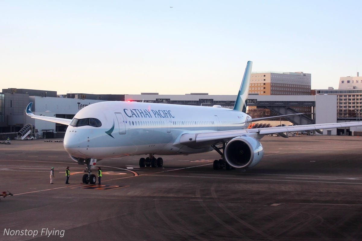 2018.12.10 國泰航空 CX451 東京-台北 波音777-300飛行記錄