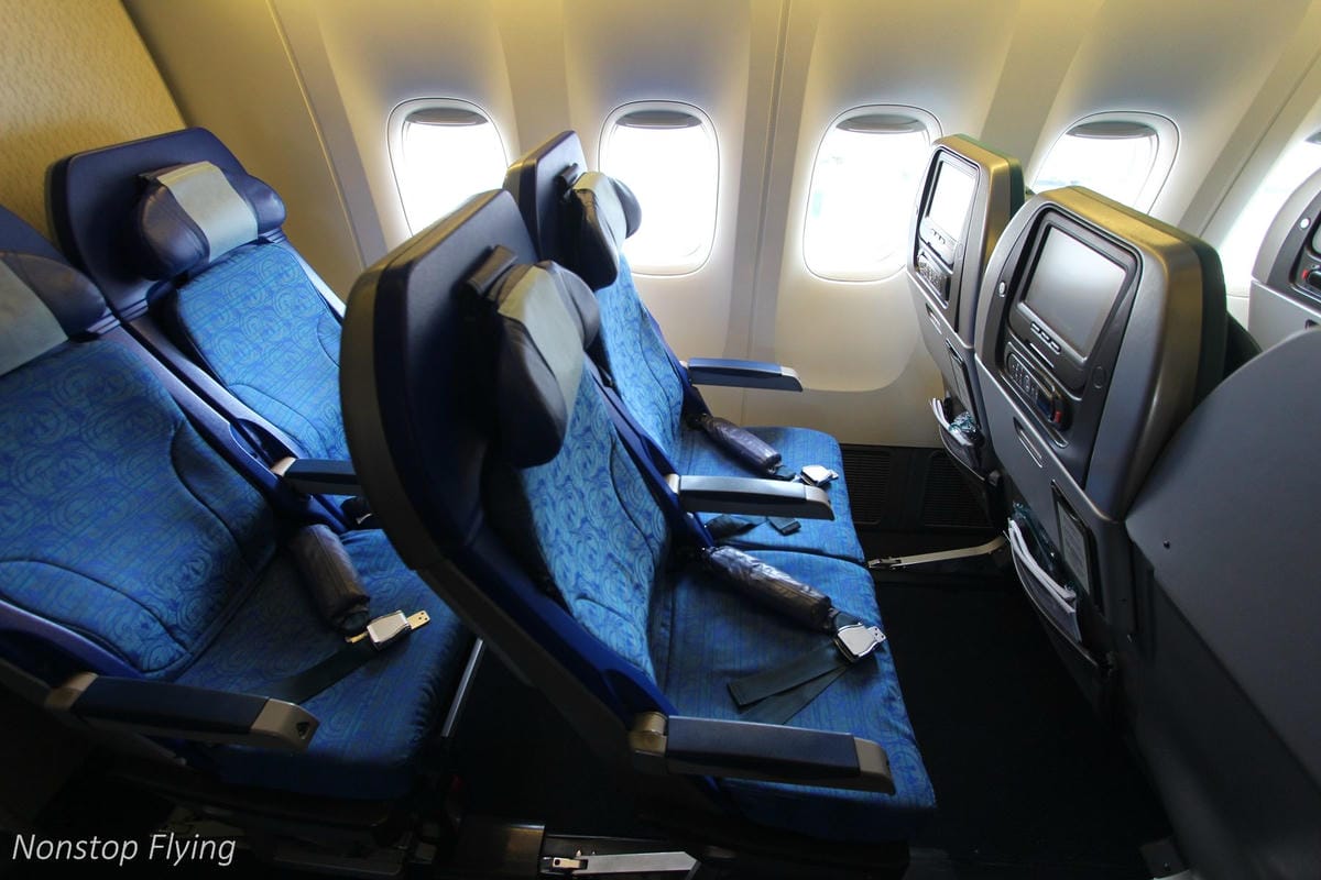 2018.12.10 國泰航空 CX451 東京-台北 波音777-300飛行記錄