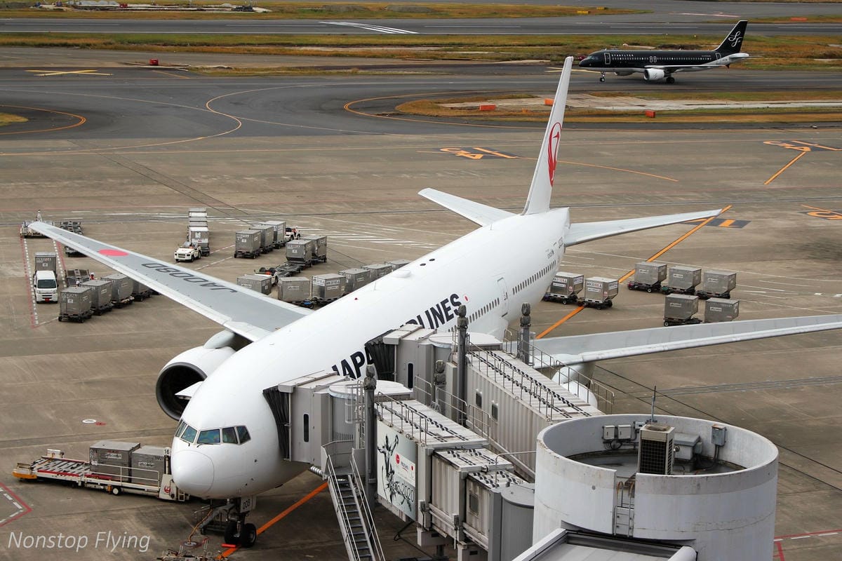 【日本東京】2018.12.09 羽田機場拍飛機記錄 -第一航廈/第二航廈/國際線航廈