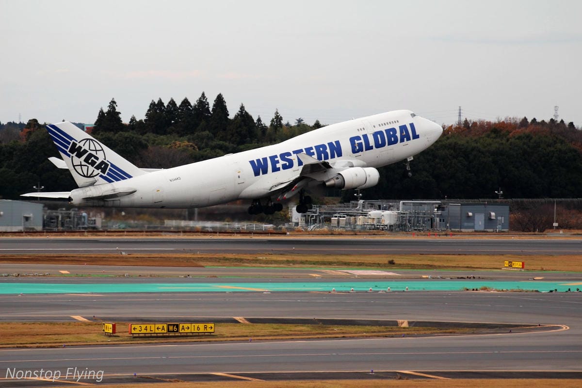 【日本東京】2018.12.10 成田機場第一航廈/第二航廈觀景台拍飛機記錄 - 第33張圖 【日本東京】2018.12.10 成田機場第一航廈/第二航廈觀景台拍飛機記錄