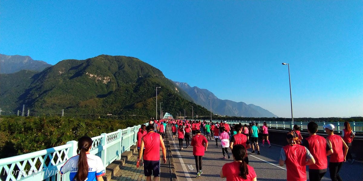 2018冬遊花蓮 兩天一夜小旅行 -太魯閣峽谷馬拉松、星巴克洄瀾門市、雲山水、太平洋公園 - 第13張圖 2018冬遊花蓮 兩天一夜小旅行 -太魯閣峽谷馬拉松、星巴克洄瀾門市、雲山水、太平洋公園