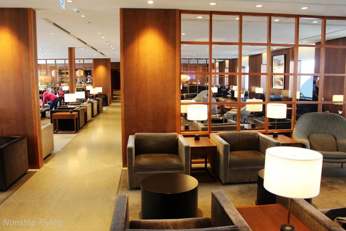 2019.02.15 國泰航空 CX475 台北-香港 A330-300商務艙飛行記錄 -長程版反魚骨平躺商務艙 - 第12張圖 2019.02.15 國泰航空 CX475 台北-香港 A330-300商務艙飛行記錄 -長程版反魚骨平躺商務艙