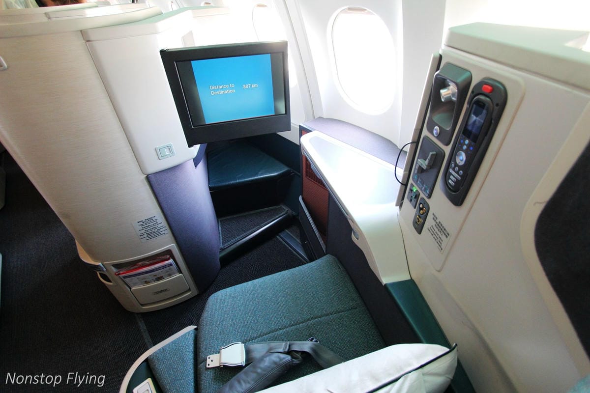 2019.02.15 國泰航空 CX475 台北-香港 A330-300商務艙飛行記錄 -長程版反魚骨平躺商務艙 - 第26張圖 2019.02.15 國泰航空 CX475 台北-香港 A330-300商務艙飛行記錄 -長程版反魚骨平躺商務艙