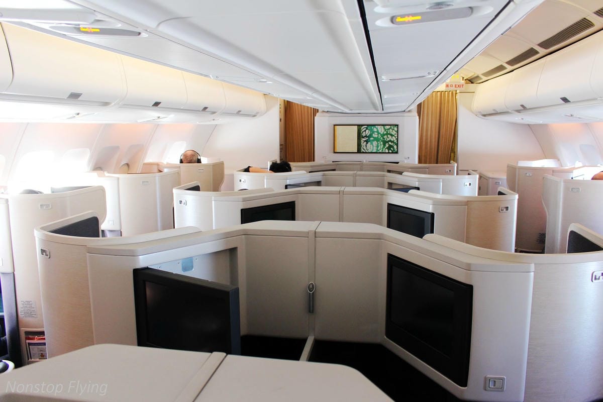 2019.02.15 國泰航空 CX475 台北-香港 A330-300商務艙飛行記錄 -長程版反魚骨平躺商務艙 - 第48張圖 2019.02.15 國泰航空 CX475 台北-香港 A330-300商務艙飛行記錄 -長程版反魚骨平躺商務艙