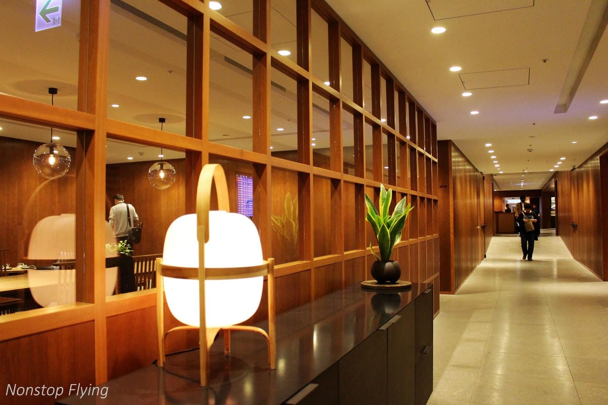 2019.02.15 國泰航空 CX475 台北-香港 A330-300商務艙飛行記錄 -長程版反魚骨平躺商務艙 - 第9張圖 2019.02.15 國泰航空 CX475 台北-香港 A330-300商務艙飛行記錄 -長程版反魚骨平躺商務艙