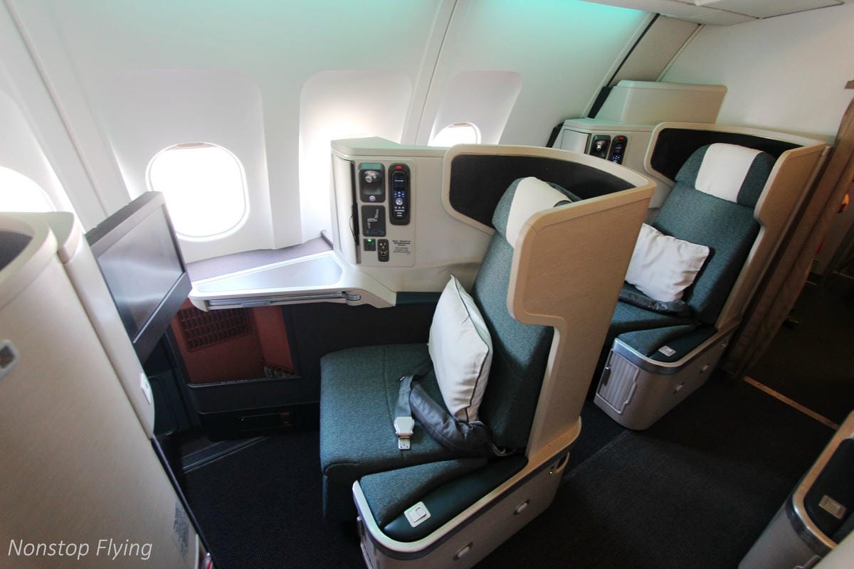 2019.02.15 國泰航空 CX475 台北-香港 A330-300商務艙飛行記錄 -長程版反魚骨平躺商務艙 - 第24張圖 2019.02.15 國泰航空 CX475 台北-香港 A330-300商務艙飛行記錄 -長程版反魚骨平躺商務艙