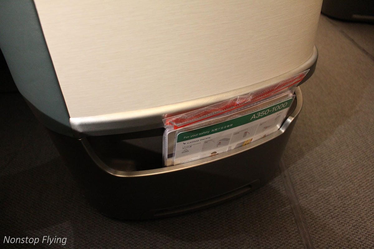 2019.02.17 國泰航空 CX402 香港-台北 A350-1000商務艙飛行記錄 -國泰最新旗艦機型