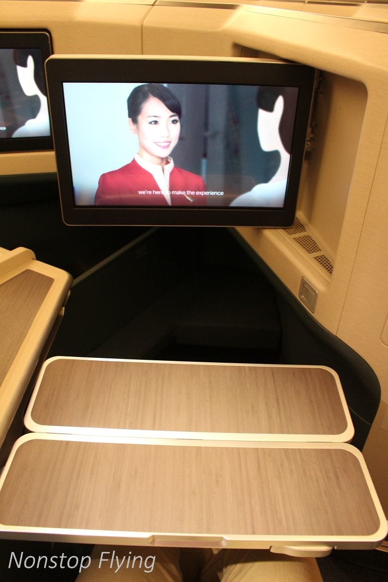 2019.02.17 國泰航空 CX402 香港-台北 A350-1000商務艙飛行記錄 -國泰最新旗艦機型