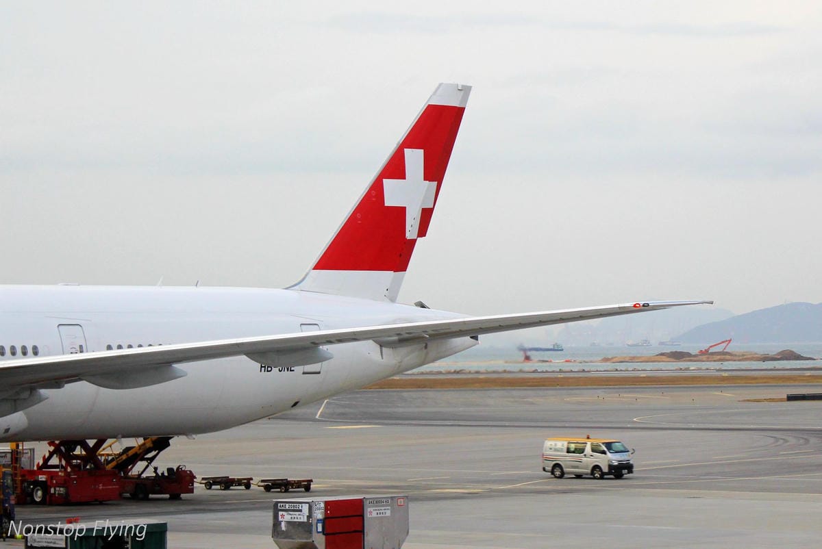 2019.02.17 國泰航空 CX402 香港-台北 A350-1000商務艙飛行記錄 -國泰最新旗艦機型