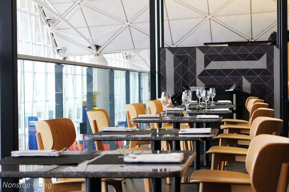 2019.02.17 國泰航空 CX402 香港-台北 A350-1000商務艙飛行記錄 -國泰最新旗艦機型