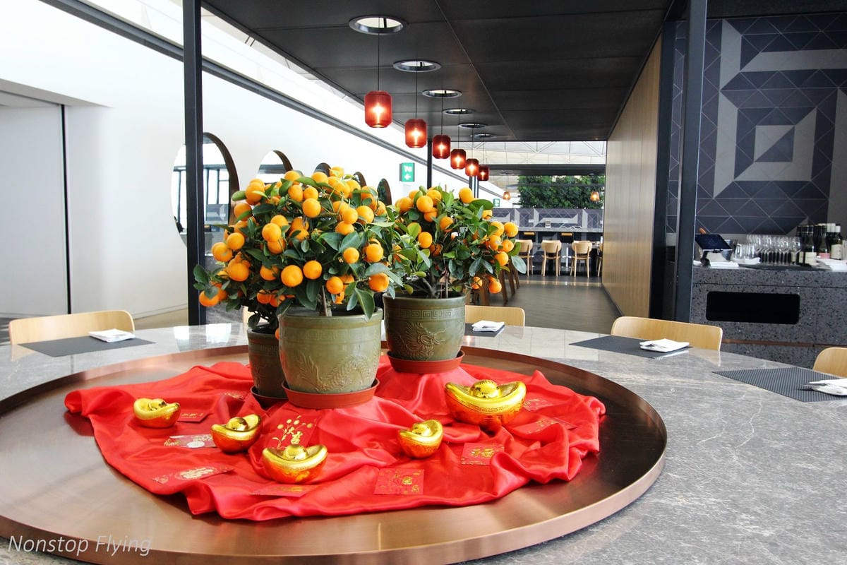 2019.02.17 國泰航空 CX402 香港-台北 A350-1000商務艙飛行記錄 -國泰最新旗艦機型