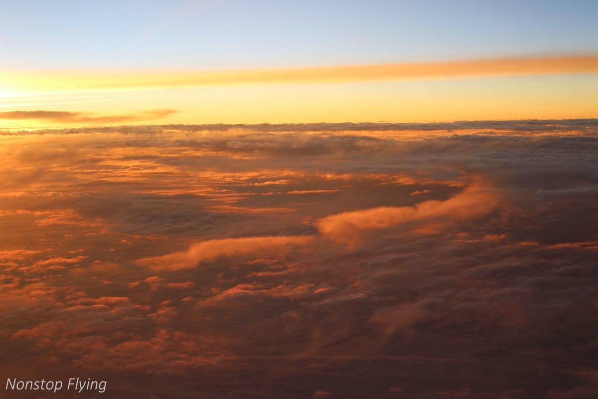 2019.04.16 國泰航空 CX485 台北-香港 A350-900商務艙 飛行記錄