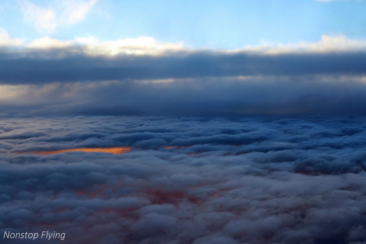 2019.04.16 國泰航空 CX485 台北-香港 A350-900商務艙 飛行記錄
