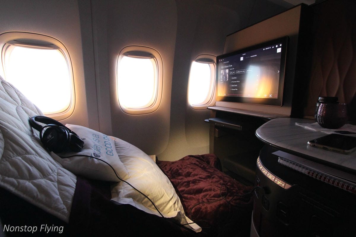 2019.04.17 卡達航空 QR815 香港-杜哈 Qsuite體驗 -波音777豪華包廂、五星級服務、吃到飽隨選菜單,全球最佳商務艙!