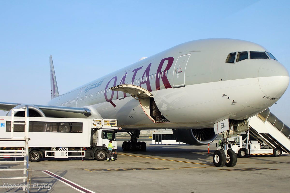 2019.04.17 卡達航空 QR815 香港-杜哈 Qsuite體驗 -波音777豪華包廂、五星級服務、吃到飽隨選菜單,全球最佳商務艙!