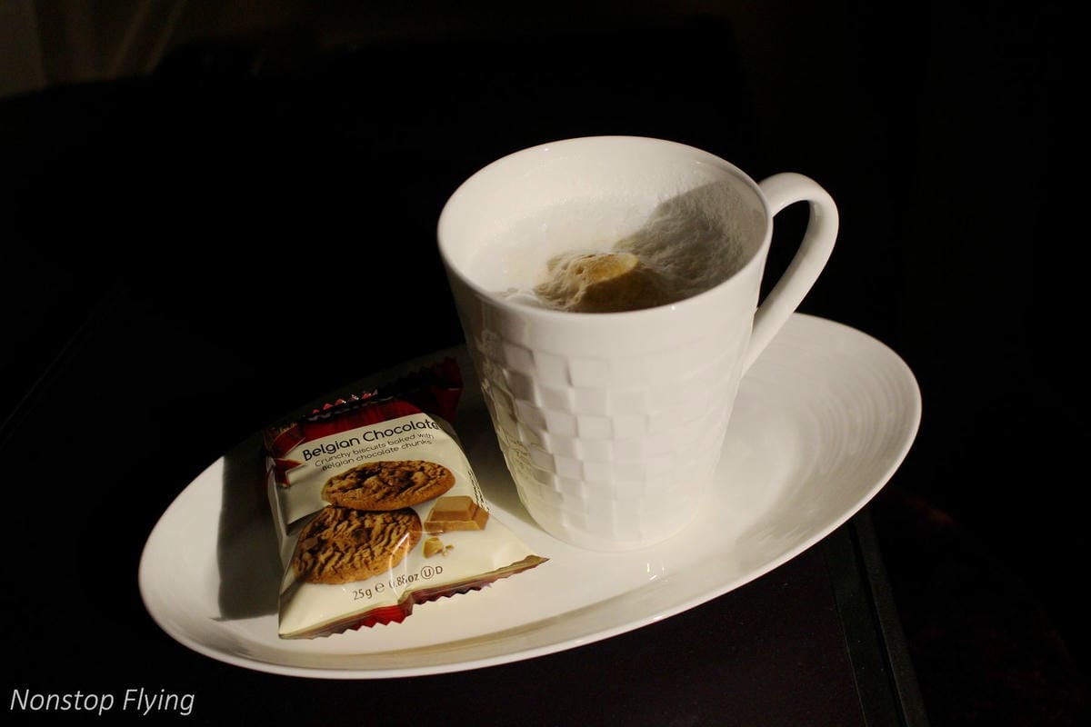 2019.04.17 卡達航空 QR815 香港-杜哈 Qsuite體驗 -波音777豪華包廂、五星級服務、吃到飽隨選菜單,全球最佳商務艙!