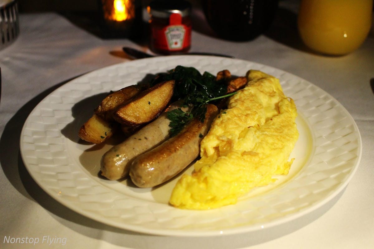 2019.04.17 卡達航空 QR815 香港-杜哈 Qsuite體驗 -波音777豪華包廂、五星級服務、吃到飽隨選菜單,全球最佳商務艙!