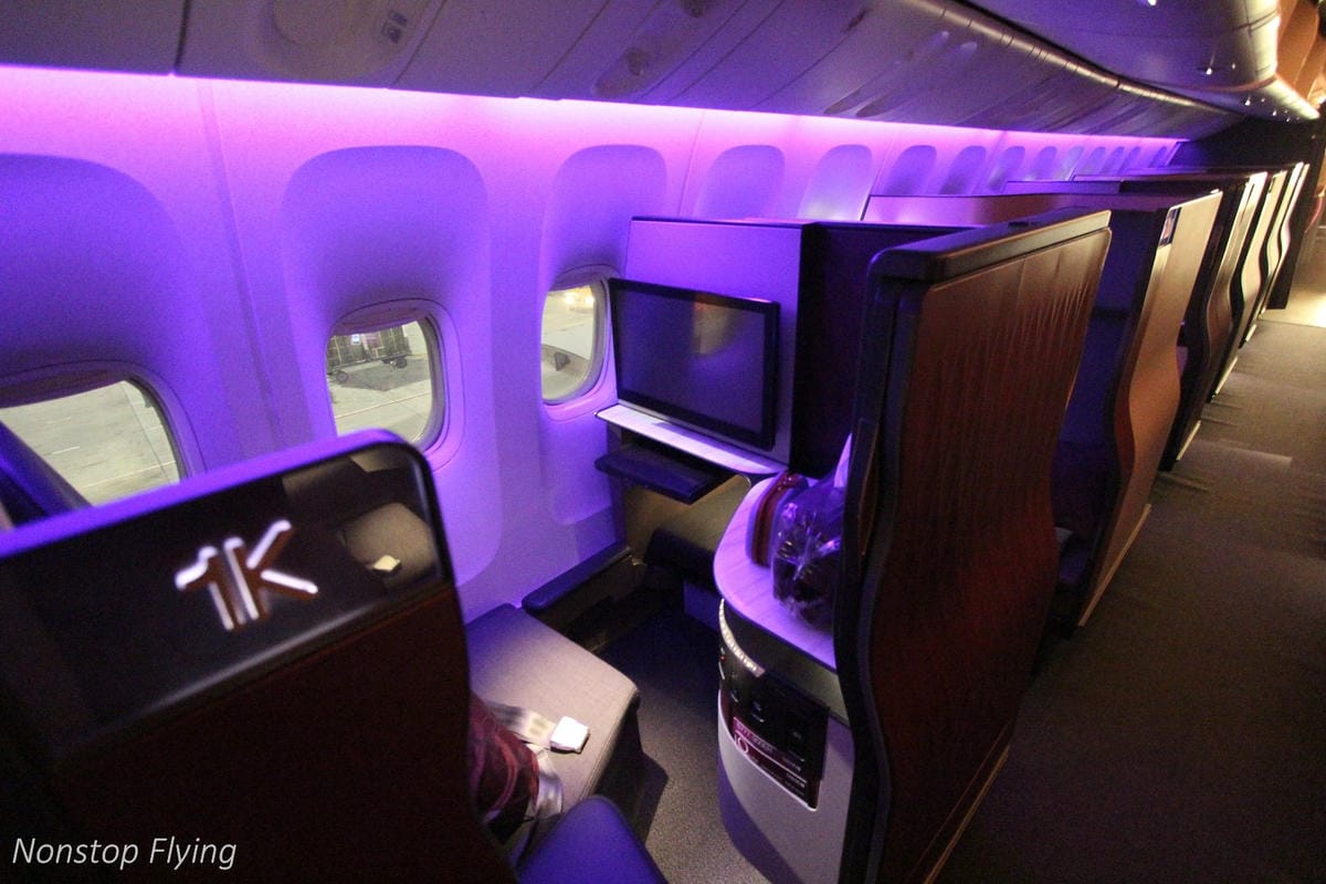 2019.04.17 卡達航空 QR815 香港-杜哈 Qsuite體驗 -波音777豪華包廂、五星級服務、吃到飽隨選菜單,全球最佳商務艙!