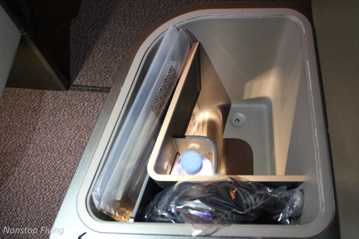 2019.04.17 卡達航空 QR815 香港-杜哈 Qsuite體驗 -波音777豪華包廂、五星級服務、吃到飽隨選菜單,全球最佳商務艙!