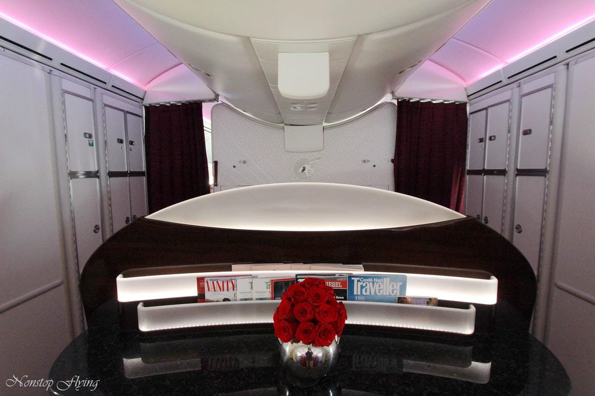 2019.04.17 卡達航空 QR327 杜哈-倫敦蓋威克 787-8商務艙 飛行記錄 -全平躺座椅、隨選餐飲、五星級服務 - 第48張圖 2019.04.17 卡達航空 QR327 杜哈-倫敦蓋威克 787-8商務艙 飛行記錄 -全平躺座椅、隨選餐飲、五星級服務