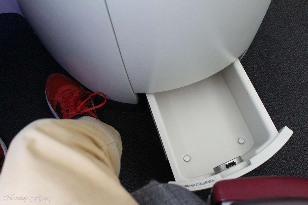 2019.04.17 卡達航空 QR327 杜哈-倫敦蓋威克 787-8商務艙 飛行記錄 -全平躺座椅、隨選餐飲、五星級服務 - 第21張圖 2019.04.17 卡達航空 QR327 杜哈-倫敦蓋威克 787-8商務艙 飛行記錄 -全平躺座椅、隨選餐飲、五星級服務