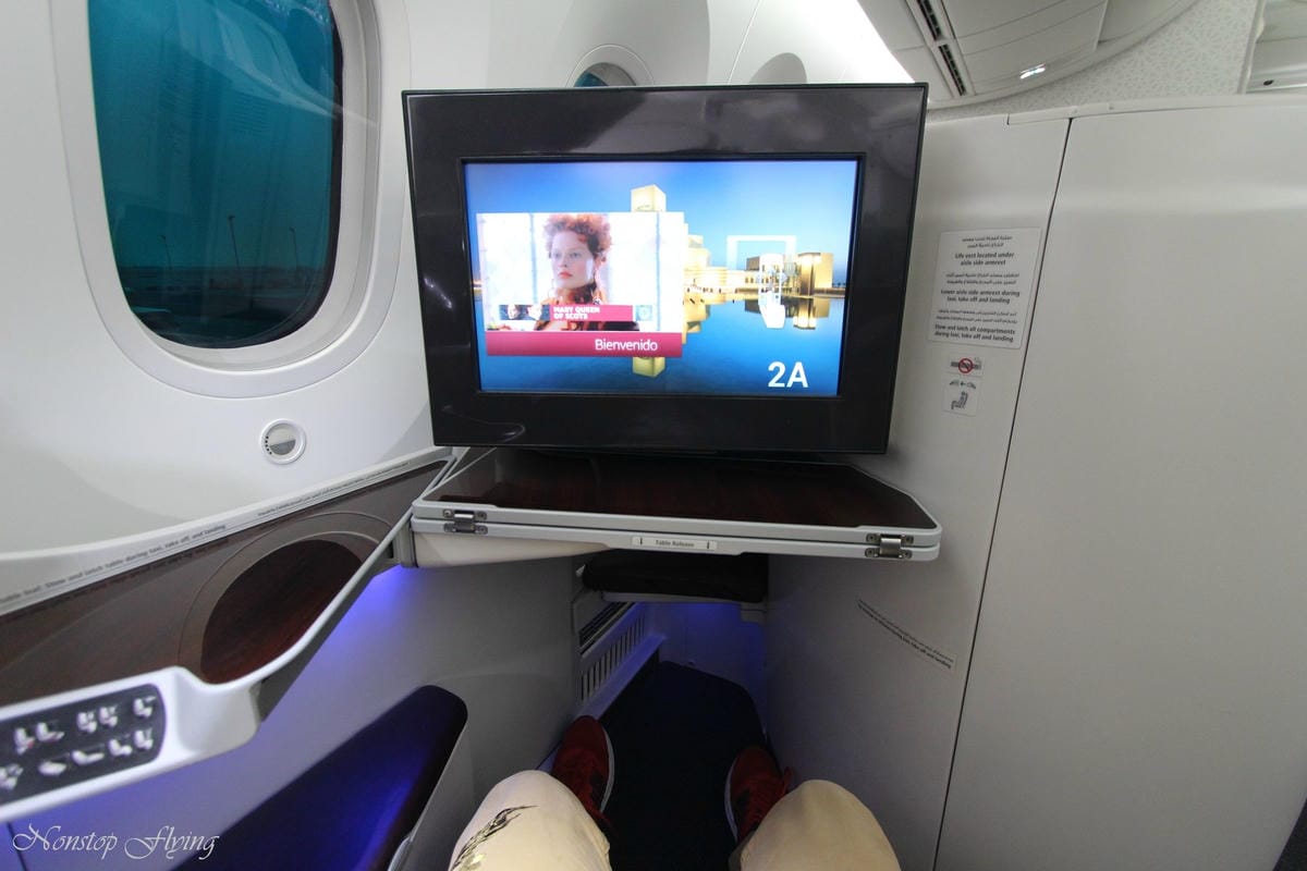 2019.04.17 卡達航空 QR327 杜哈-倫敦蓋威克 787-8商務艙 飛行記錄 -全平躺座椅、隨選餐飲、五星級服務 - 第15張圖 2019.04.17 卡達航空 QR327 杜哈-倫敦蓋威克 787-8商務艙 飛行記錄 -全平躺座椅、隨選餐飲、五星級服務