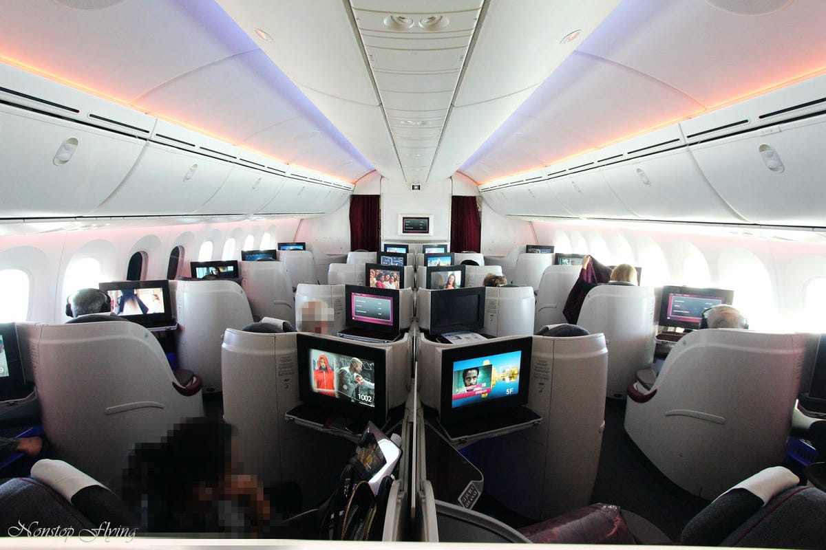 2019.04.17 卡達航空 QR327 杜哈-倫敦蓋威克 787-8商務艙 飛行記錄 -全平躺座椅、隨選餐飲、五星級服務 - 第46張圖 2019.04.17 卡達航空 QR327 杜哈-倫敦蓋威克 787-8商務艙 飛行記錄 -全平躺座椅、隨選餐飲、五星級服務