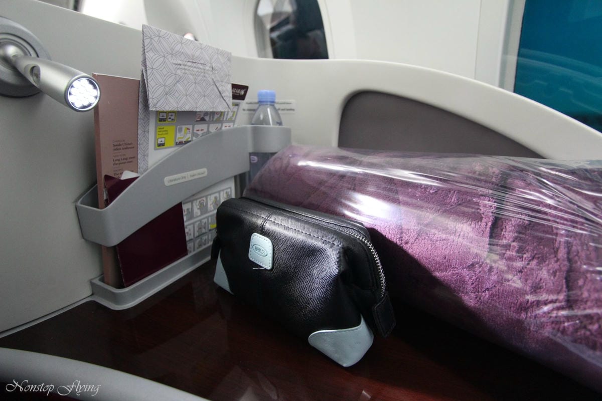 2019.04.17 卡達航空 QR327 杜哈-倫敦蓋威克 787-8商務艙 飛行記錄 -全平躺座椅、隨選餐飲、五星級服務 - 第13張圖 2019.04.17 卡達航空 QR327 杜哈-倫敦蓋威克 787-8商務艙 飛行記錄 -全平躺座椅、隨選餐飲、五星級服務