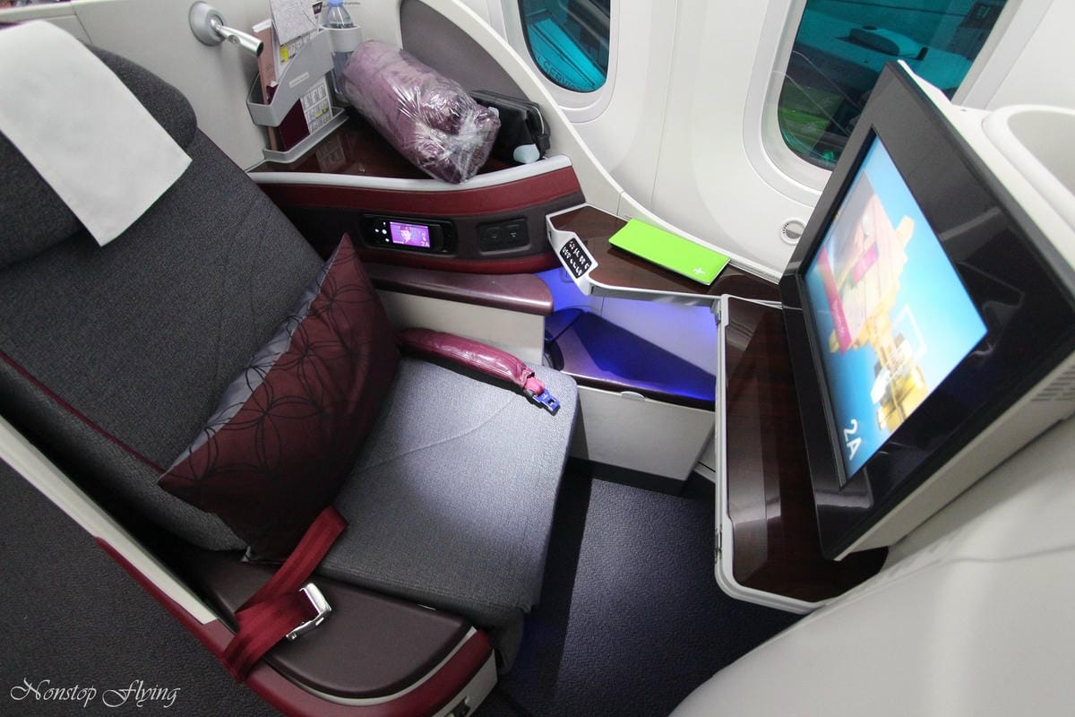 2019.04.17 卡達航空 QR327 杜哈-倫敦蓋威克 787-8商務艙 飛行記錄 -全平躺座椅、隨選餐飲、五星級服務 - 第12張圖 2019.04.17 卡達航空 QR327 杜哈-倫敦蓋威克 787-8商務艙 飛行記錄 -全平躺座椅、隨選餐飲、五星級服務