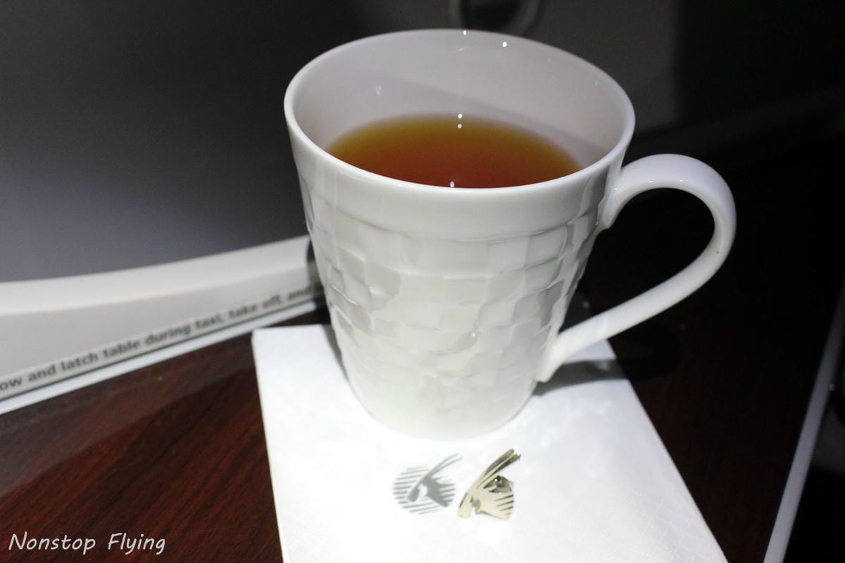 2019.04.26 卡達航空 QR328 倫敦蓋威克-杜哈 787-8商務艙 飛行記錄 -全平躺座椅、隨選餐飲、五星服務 - 第62張圖 2019.04.26 卡達航空 QR328 倫敦蓋威克-杜哈 787-8商務艙 飛行記錄 -全平躺座椅、隨選餐飲、五星服務