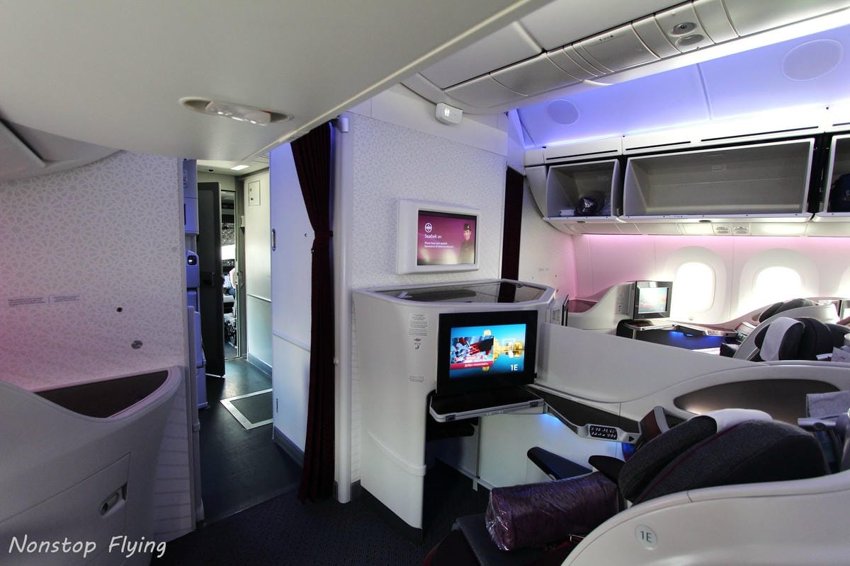 2019.04.26 卡達航空 QR328 倫敦蓋威克-杜哈 787-8商務艙 飛行記錄 -全平躺座椅、隨選餐飲、五星服務 - 第35張圖 2019.04.26 卡達航空 QR328 倫敦蓋威克-杜哈 787-8商務艙 飛行記錄 -全平躺座椅、隨選餐飲、五星服務