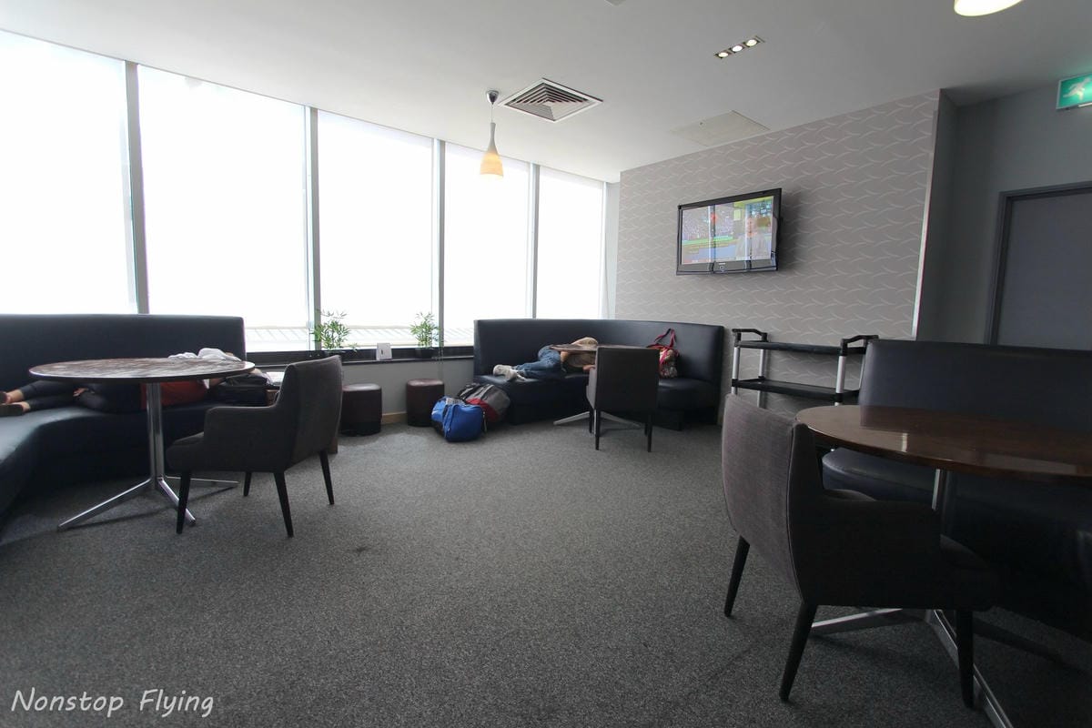 2019.04.26 卡達航空 QR328 倫敦蓋威克-杜哈 787-8商務艙 飛行記錄 -全平躺座椅、隨選餐飲、五星服務 - 第23張圖 2019.04.26 卡達航空 QR328 倫敦蓋威克-杜哈 787-8商務艙 飛行記錄 -全平躺座椅、隨選餐飲、五星服務