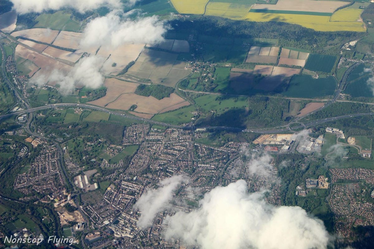 2019.04.26 卡達航空 QR328 倫敦蓋威克-杜哈 787-8商務艙 飛行記錄 -全平躺座椅、隨選餐飲、五星服務 - 第47張圖 2019.04.26 卡達航空 QR328 倫敦蓋威克-杜哈 787-8商務艙 飛行記錄 -全平躺座椅、隨選餐飲、五星服務