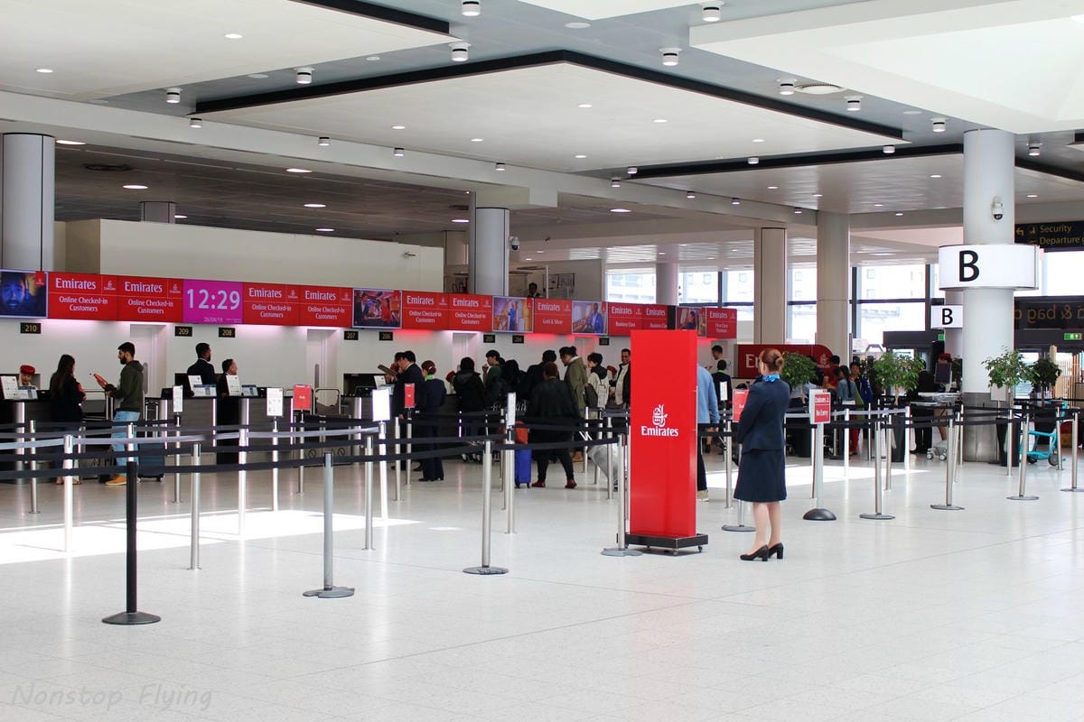 2019.04.26 卡達航空 QR328 倫敦蓋威克-杜哈 787-8商務艙 飛行記錄 -全平躺座椅、隨選餐飲、五星服務 - 第9張圖 2019.04.26 卡達航空 QR328 倫敦蓋威克-杜哈 787-8商務艙 飛行記錄 -全平躺座椅、隨選餐飲、五星服務